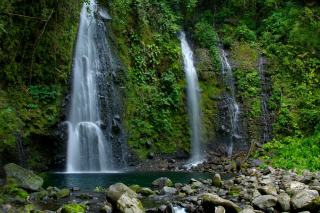 Cascade aux Ecrevisses Guadeloupe : acces depuis Bouillante
