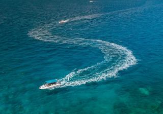 Activités nautiques a Bouillante : plongée, kayak et PMT